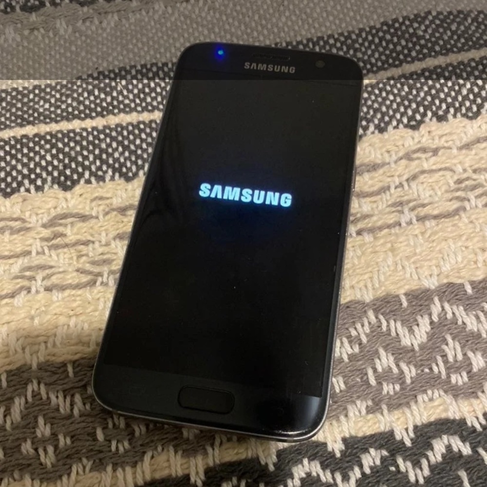 SOLD SOLD SOLD.      SAMSUNG GALAXY S7